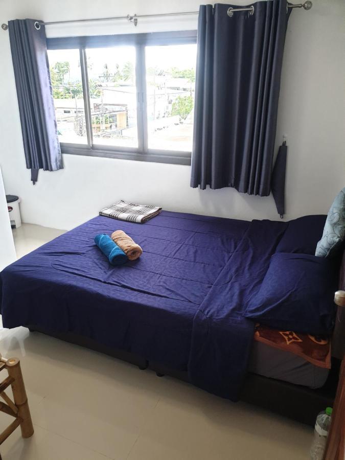 P & T Hostel Плажа Банграк Екстериор снимка